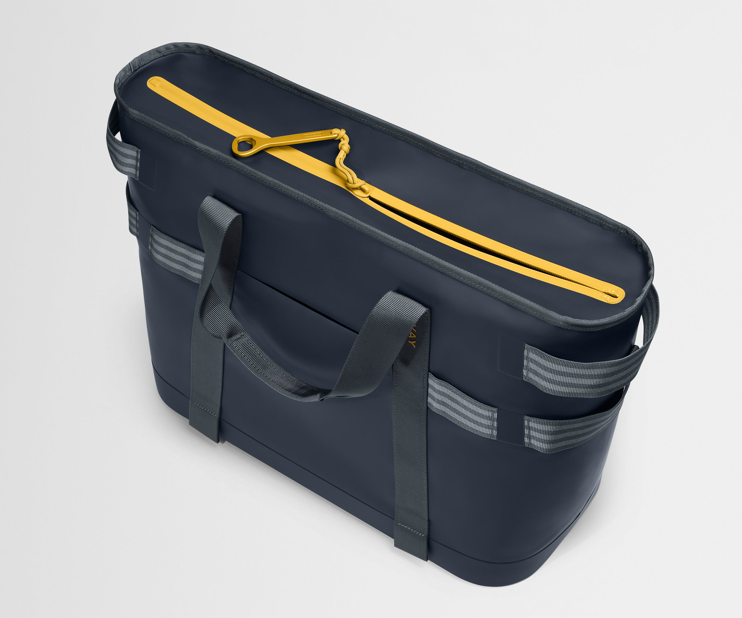 PDP_Beach_CoolerBag_Navy_04.jpg