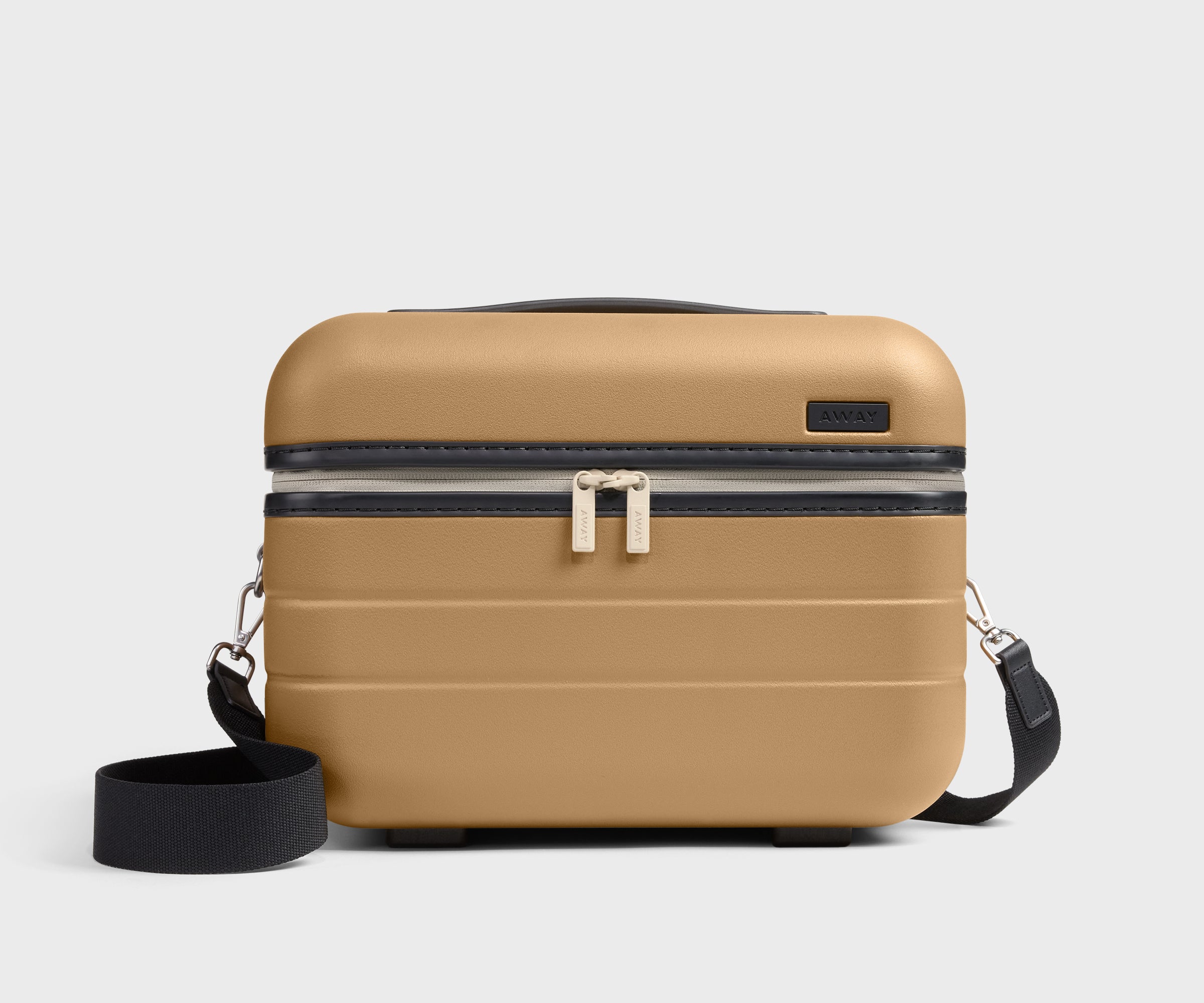 PDP_Cabana_TrainCase_01.jpg