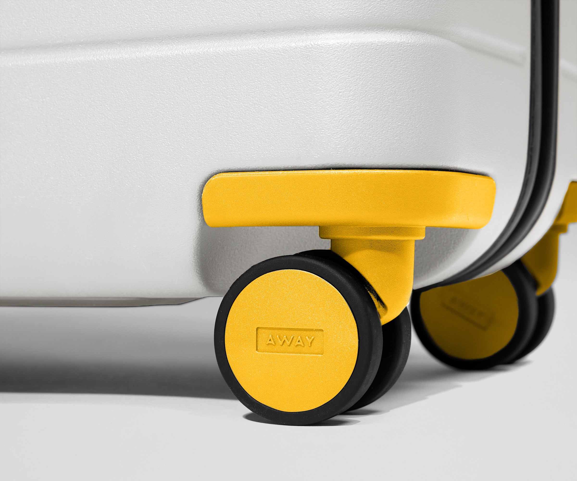 PDP_Custom_Wheels_Yellow_02.jpg