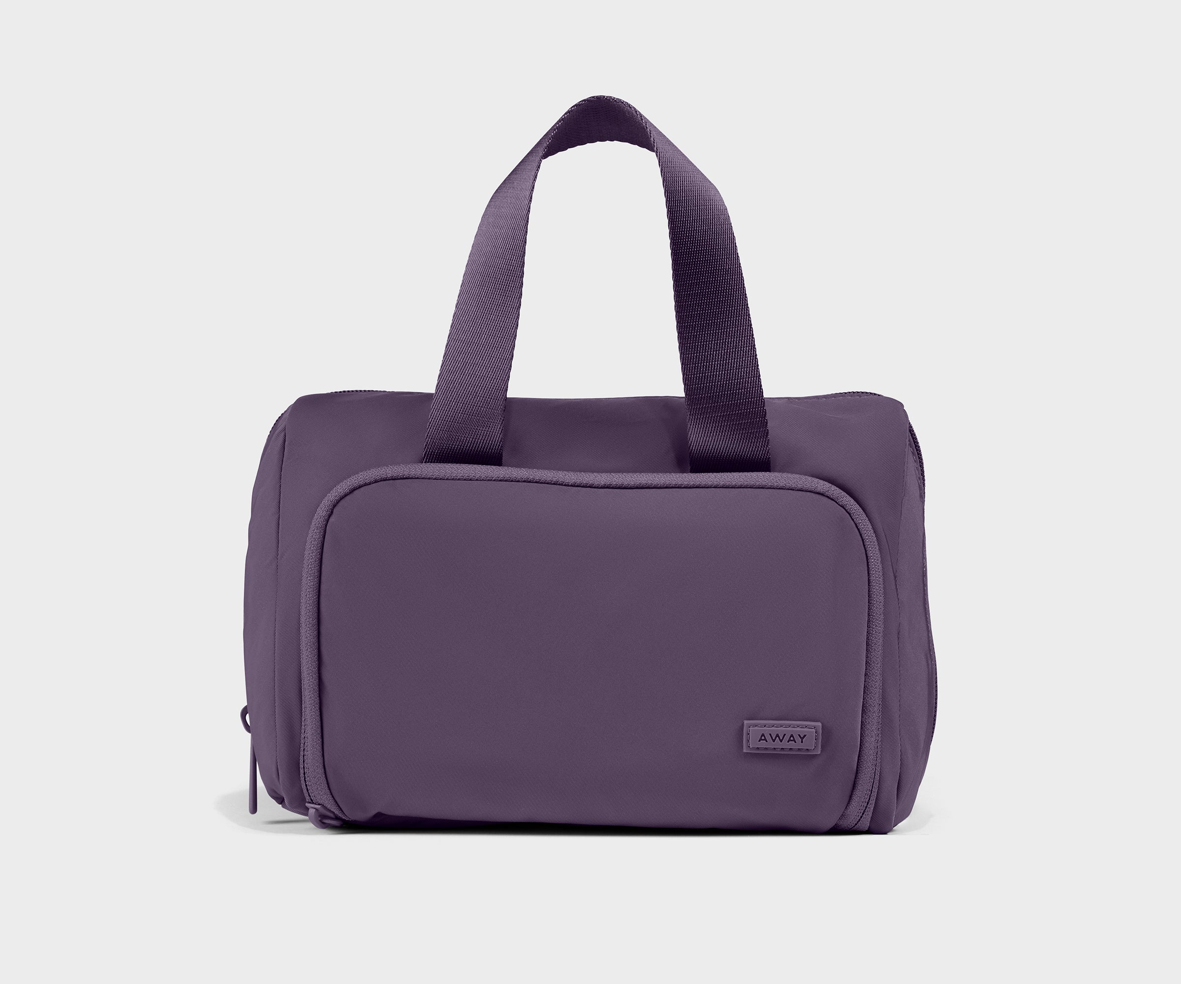 PDP_Featherlight_CosmeticCase_MistyPurple_01.jpg