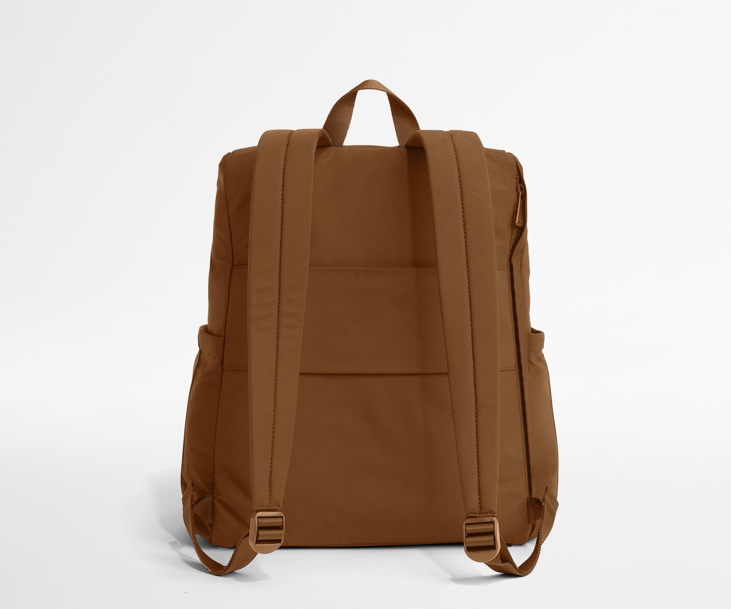 PDP_Featherlight_Diaper_Backpack_Amaro_02.jpg