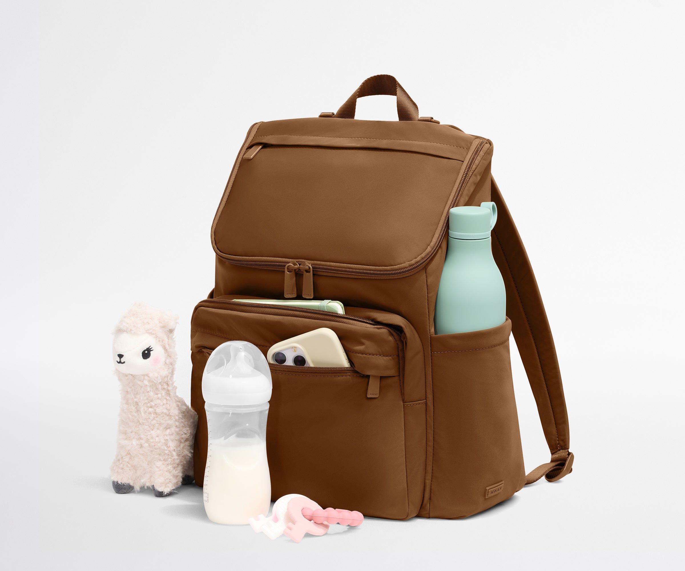 PDP_Featherlight_Diaper_Backpack_Amaro_05.jpg