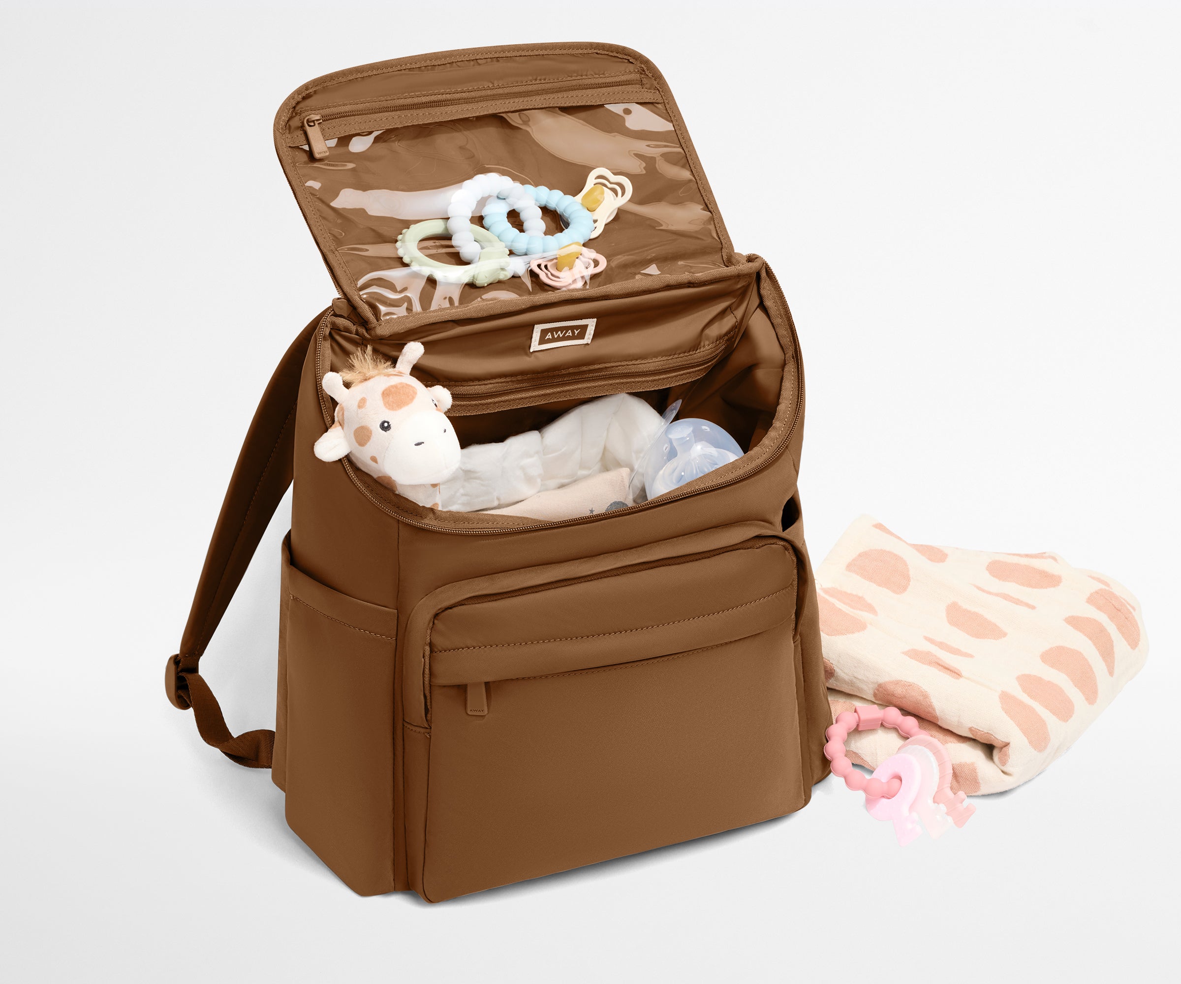 PDP_Featherlight_Diaper_Backpack_Amaro_06.jpg