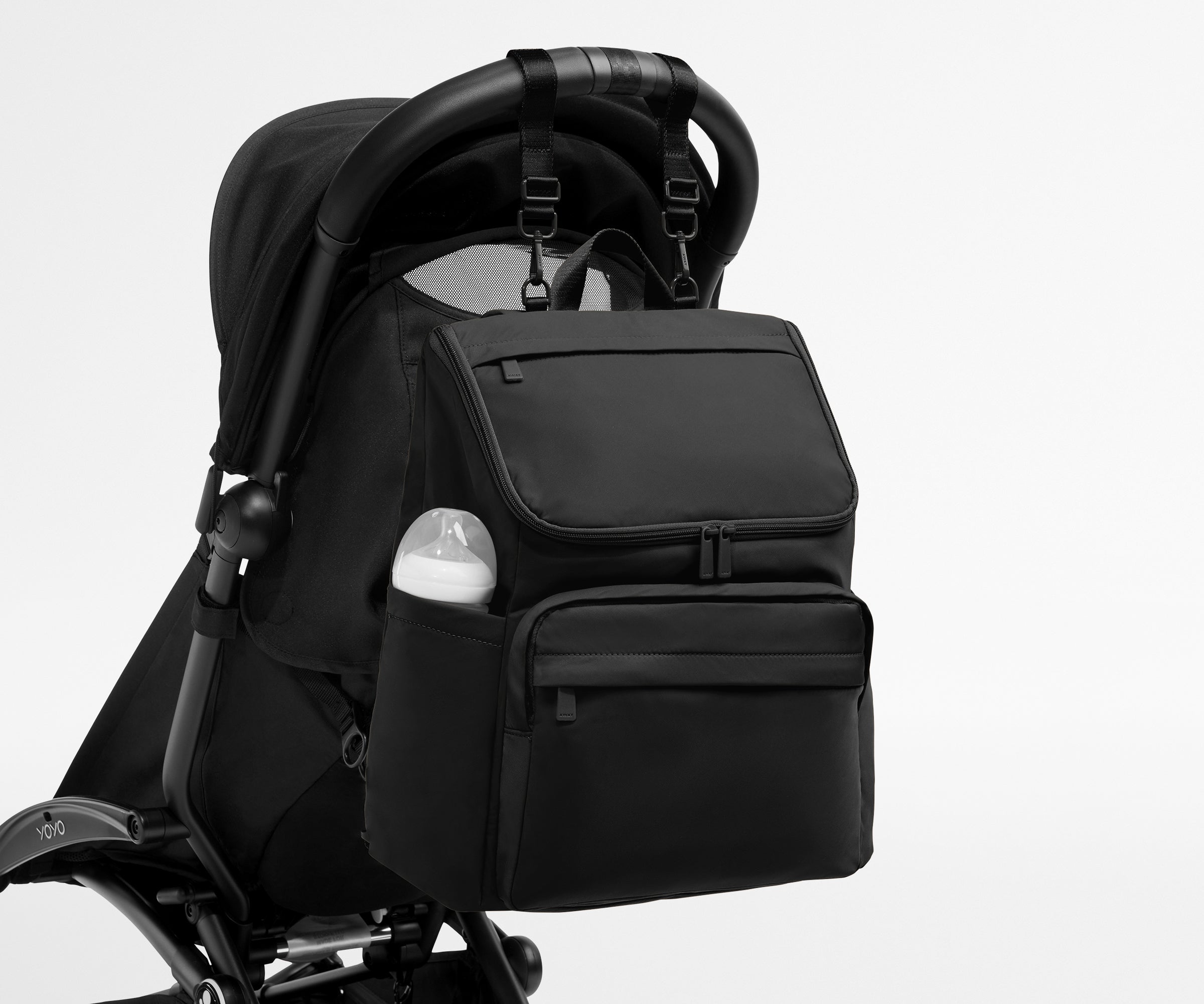 PDP_Featherlight_Diaper_Backpack_Black_08.jpg