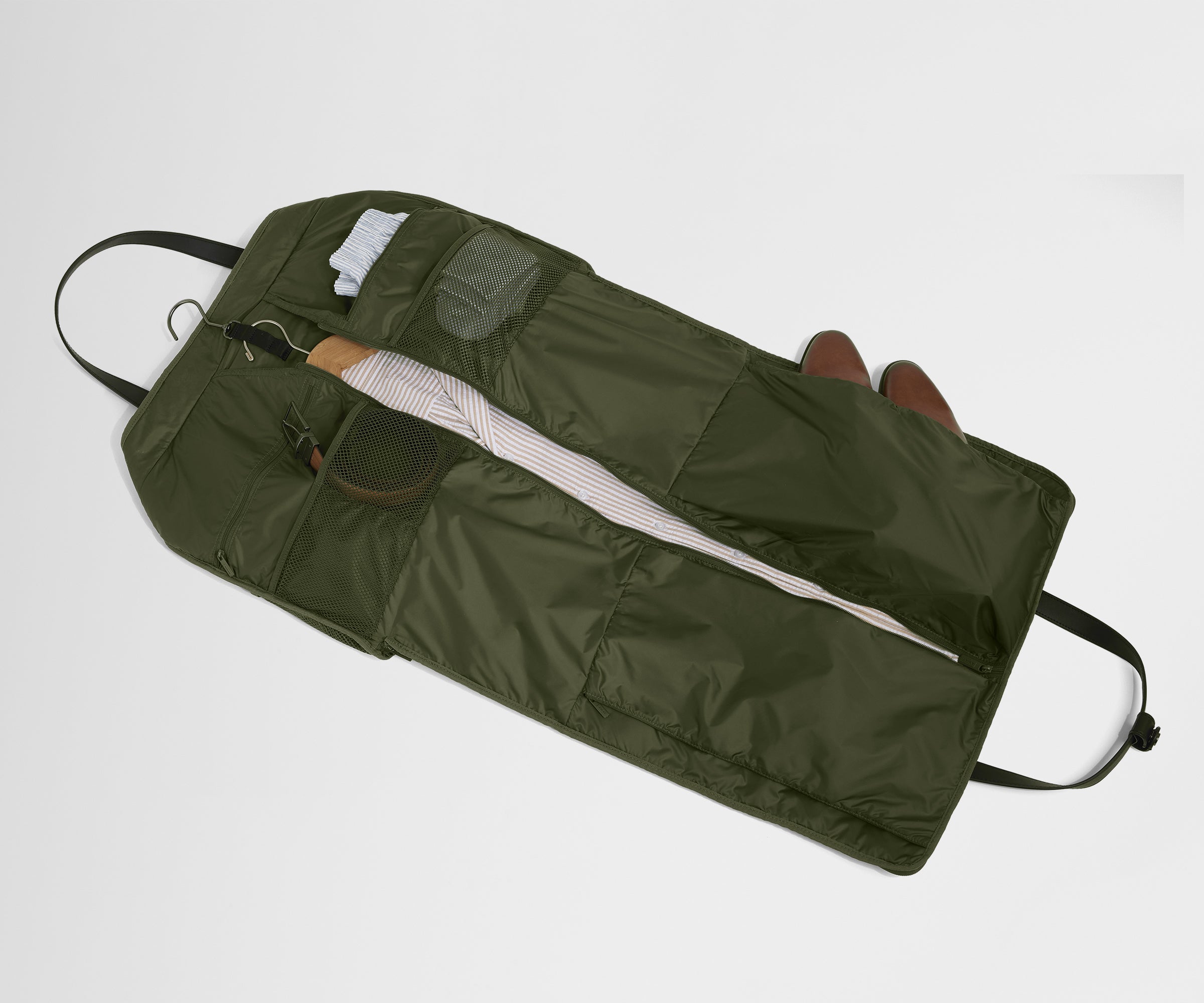 PDP_Garment_Duffle_Olive_07.jpg