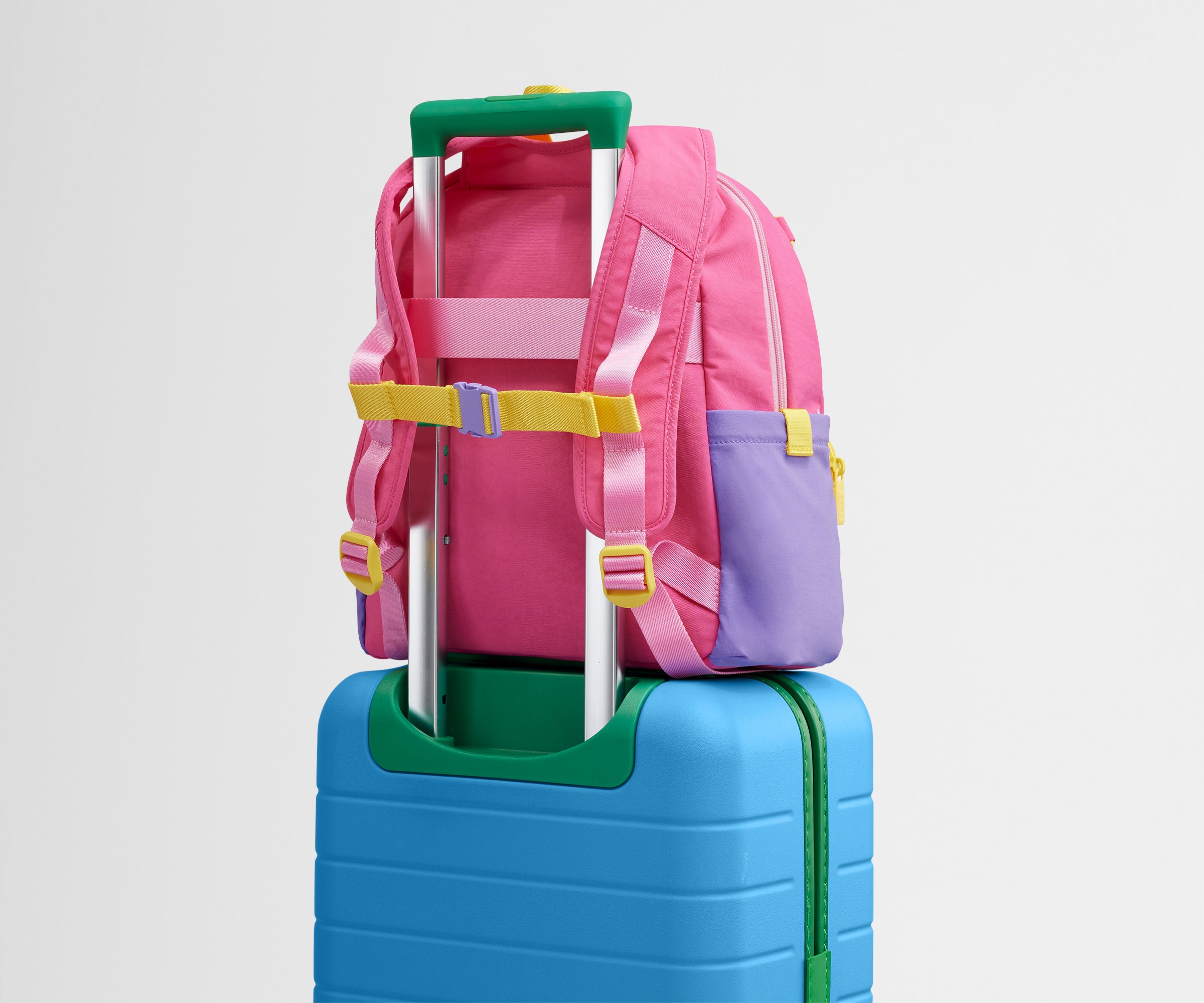 PDP_Kids_Backpack_Pink_04.jpg