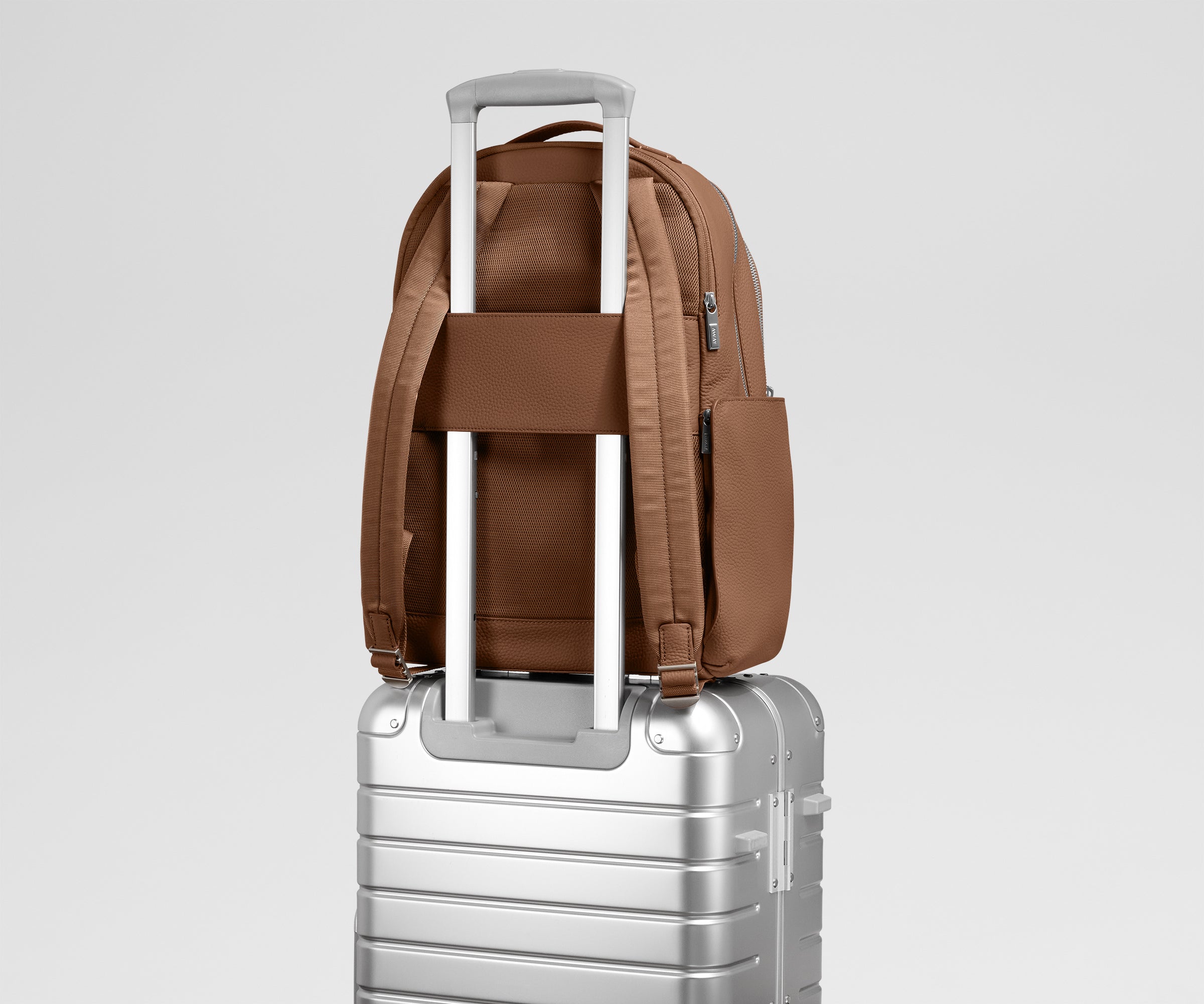 PDP_MeridianLeather_Backpack_Brown_TravelUniform-Back.jpg