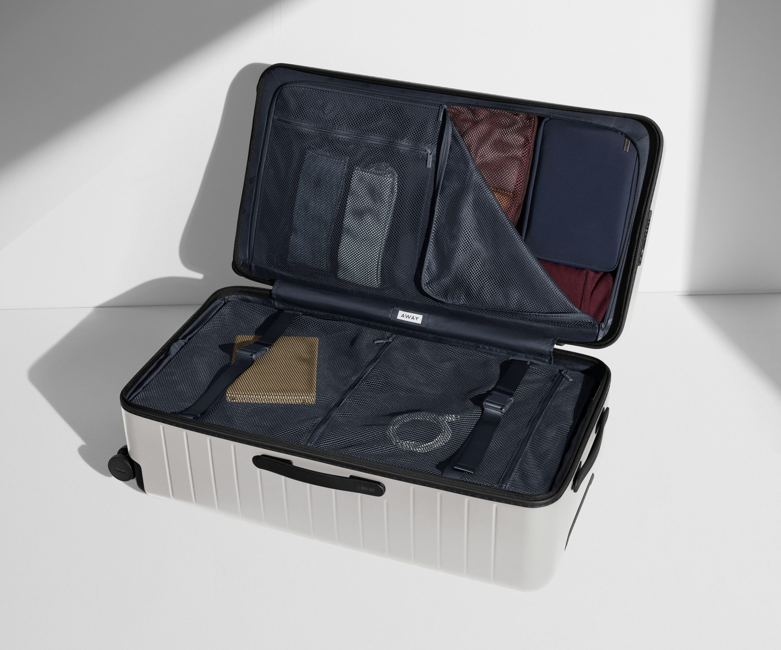 PDP_PC_Matte_Cloud_Trunk_06.jpg