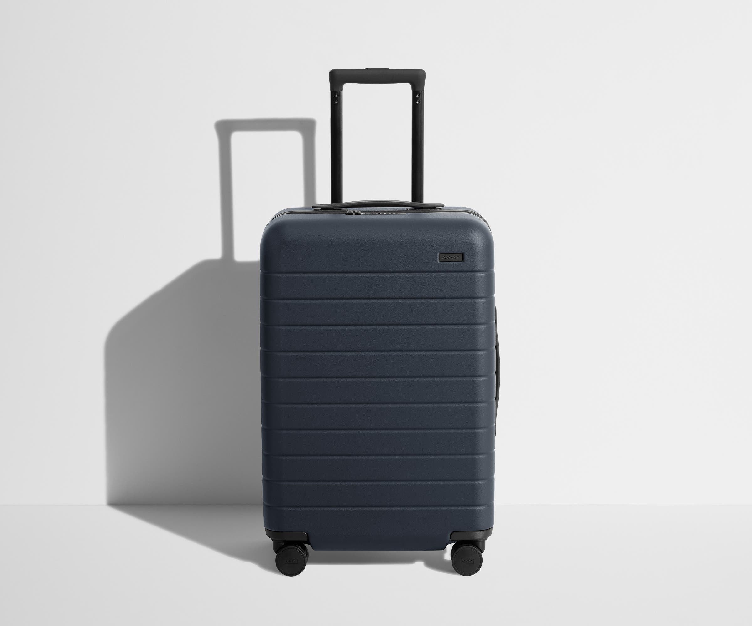 PDP_PC_Matte_Navy_BCO_02_537db856-b94b-47a3-b211-bb48f0e52912.jpg