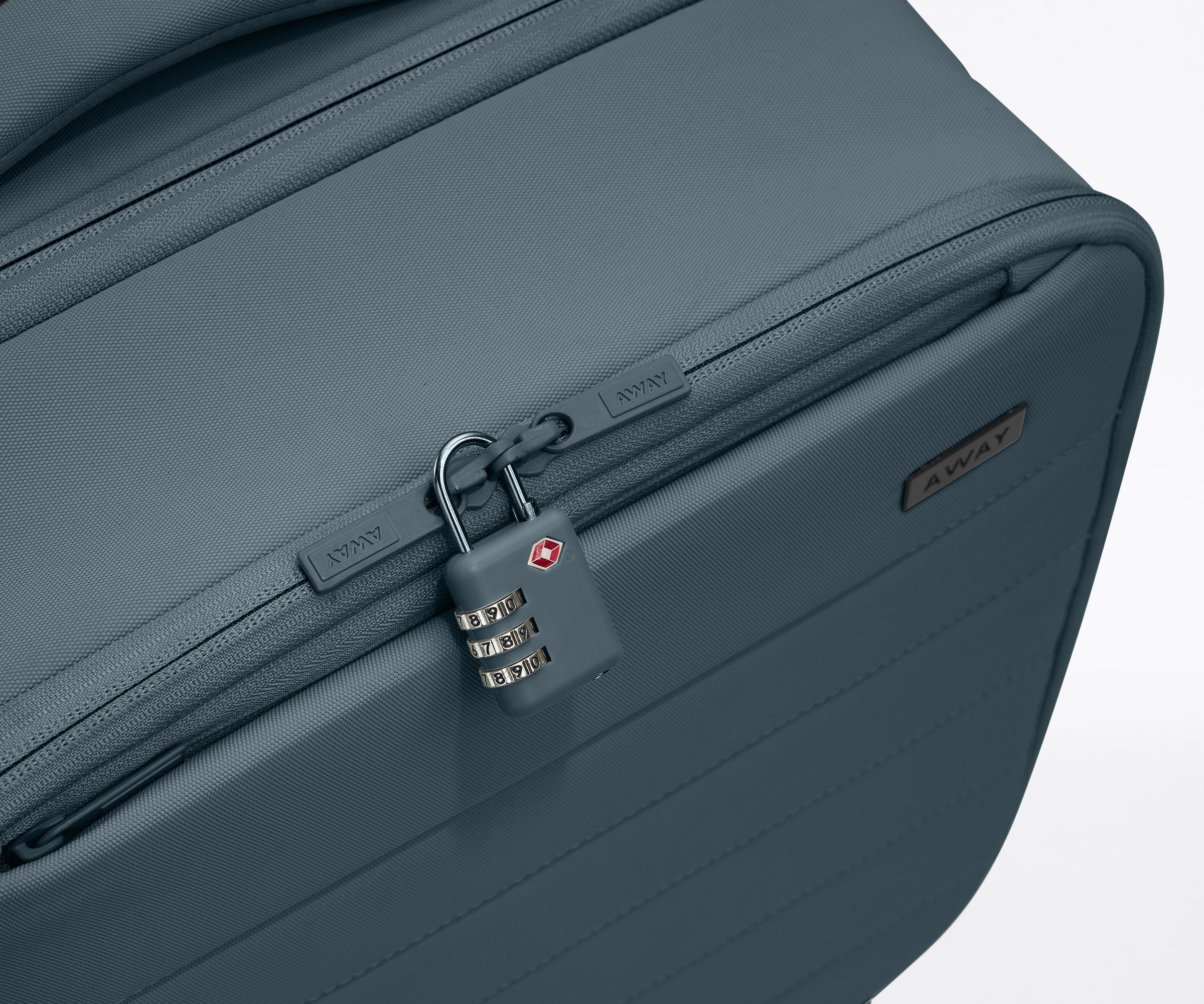 PDP_Softside_Compact_Coast_07.jpg