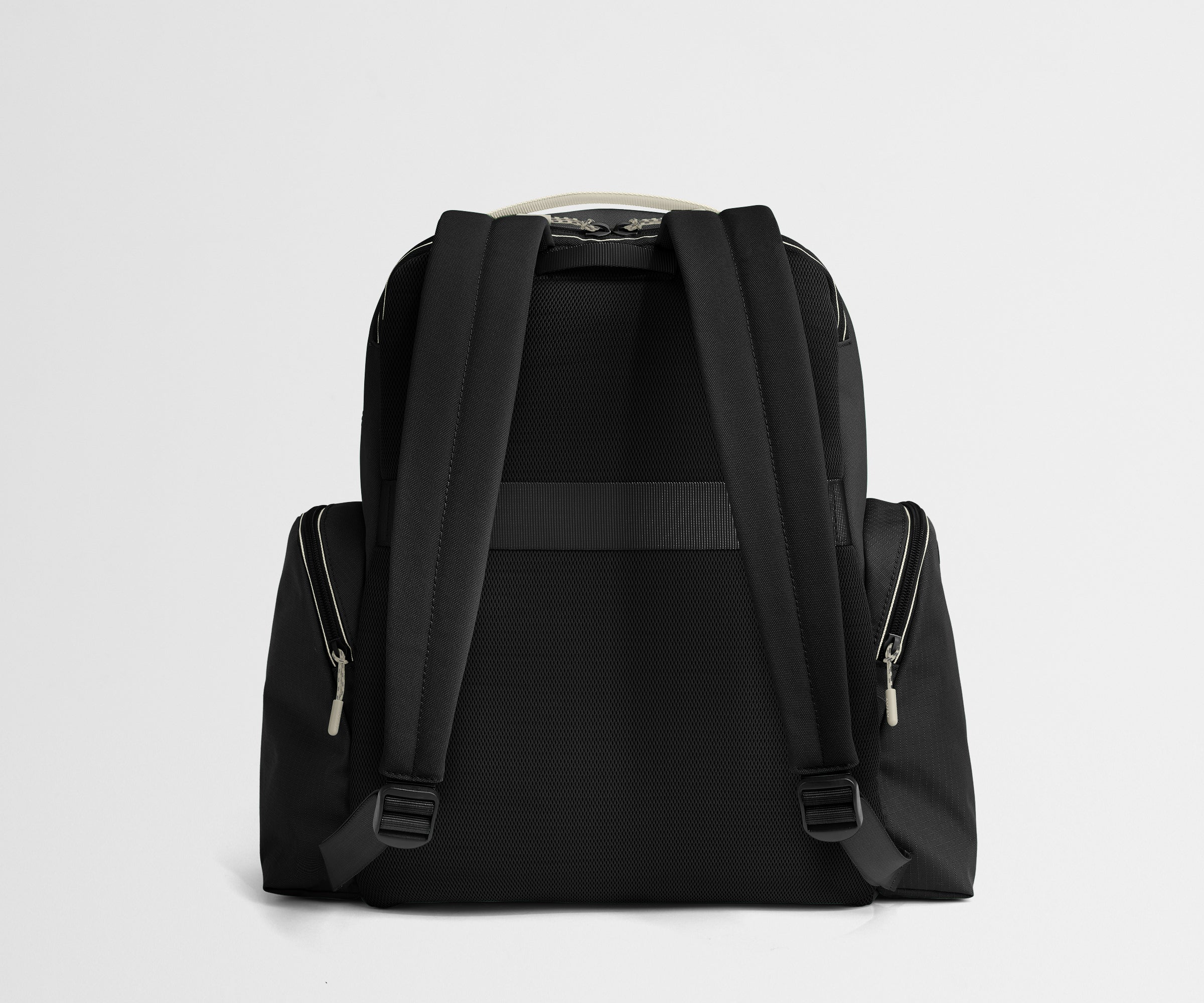 PDP_Sport_Backpack_Black_02.jpg