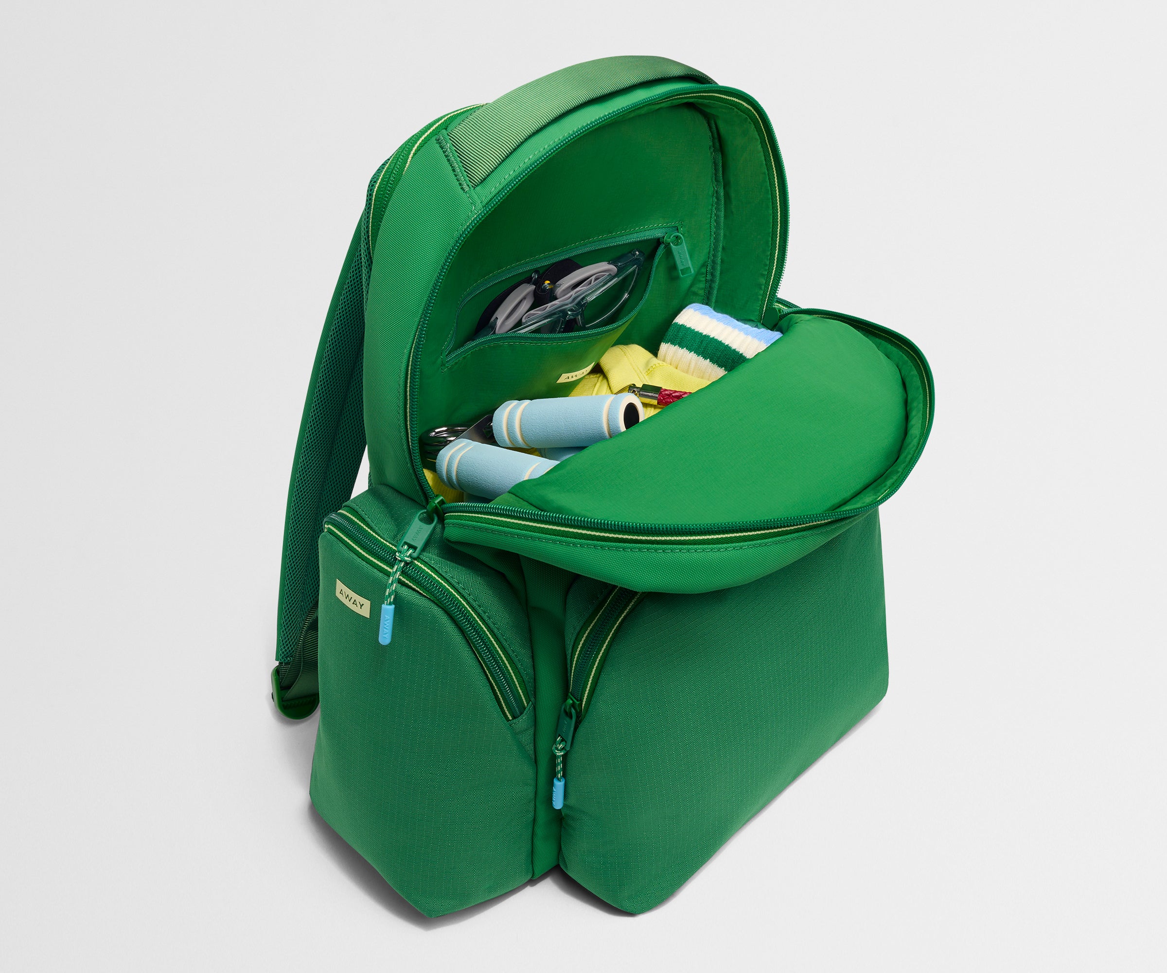 PDP_Sport_Backpack_Green_05.jpg