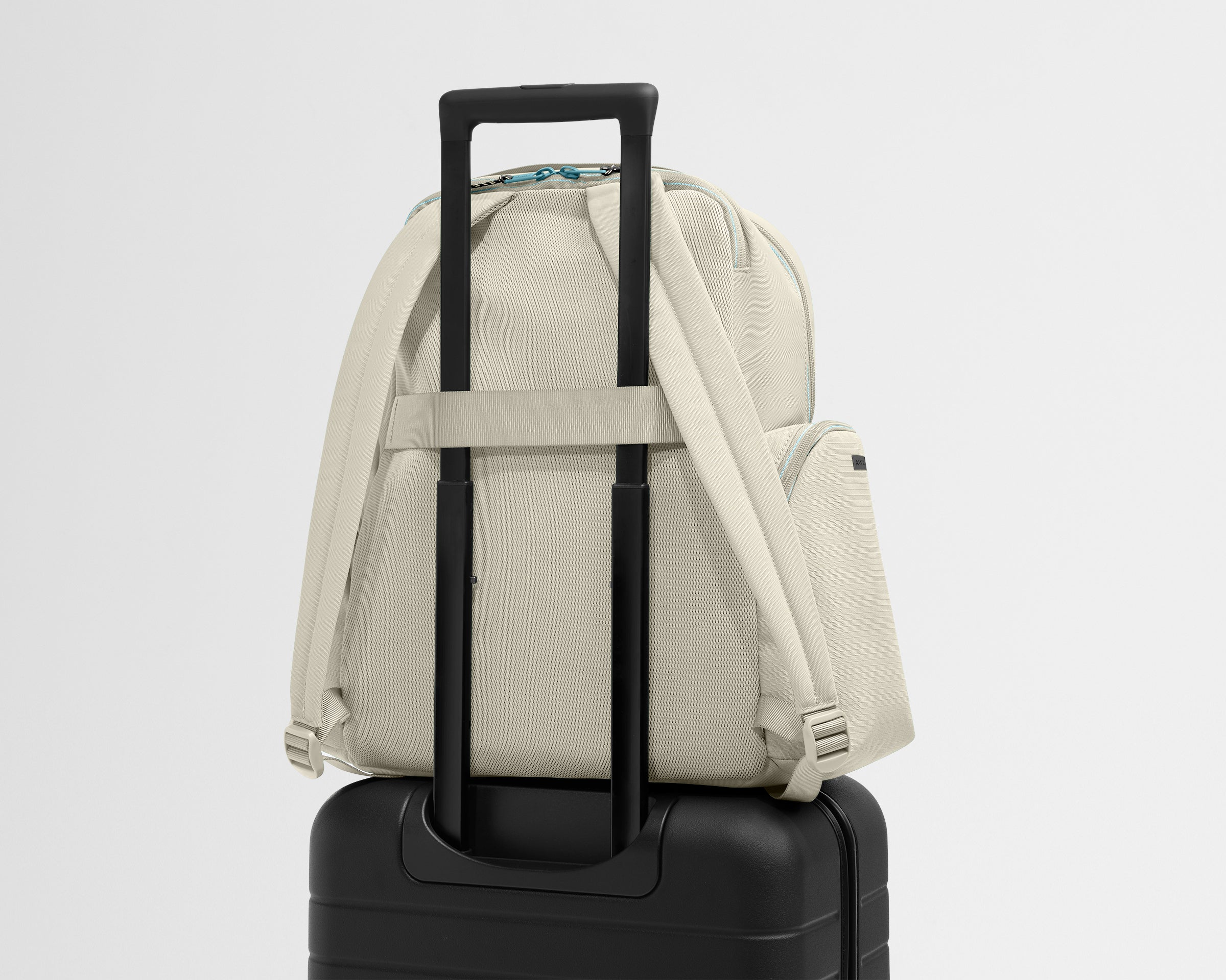 PDP_Sport_Backpack_Salt_09.jpg