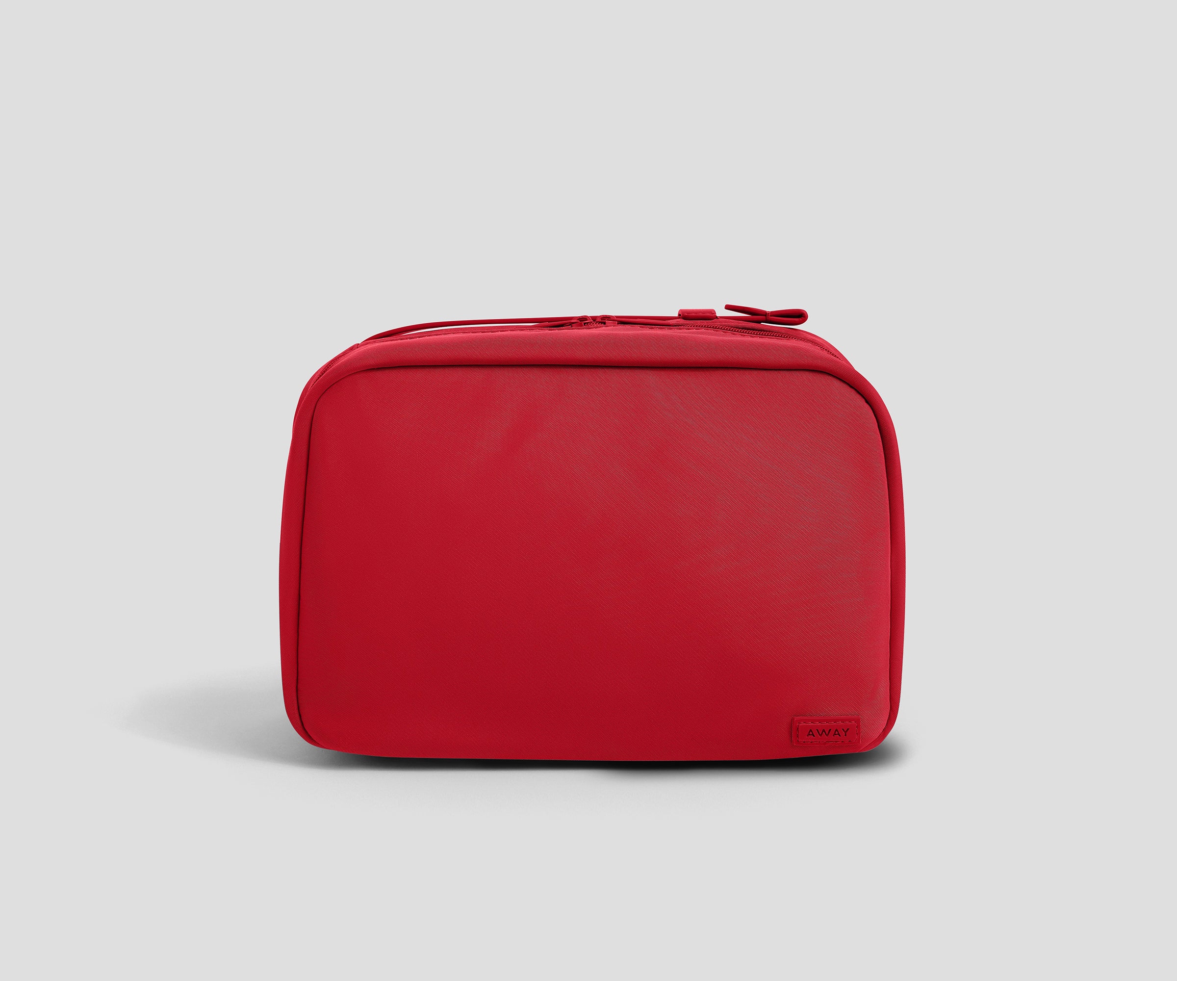 PDP_ToiletryBag_Hanging_Cherry_01.jpg